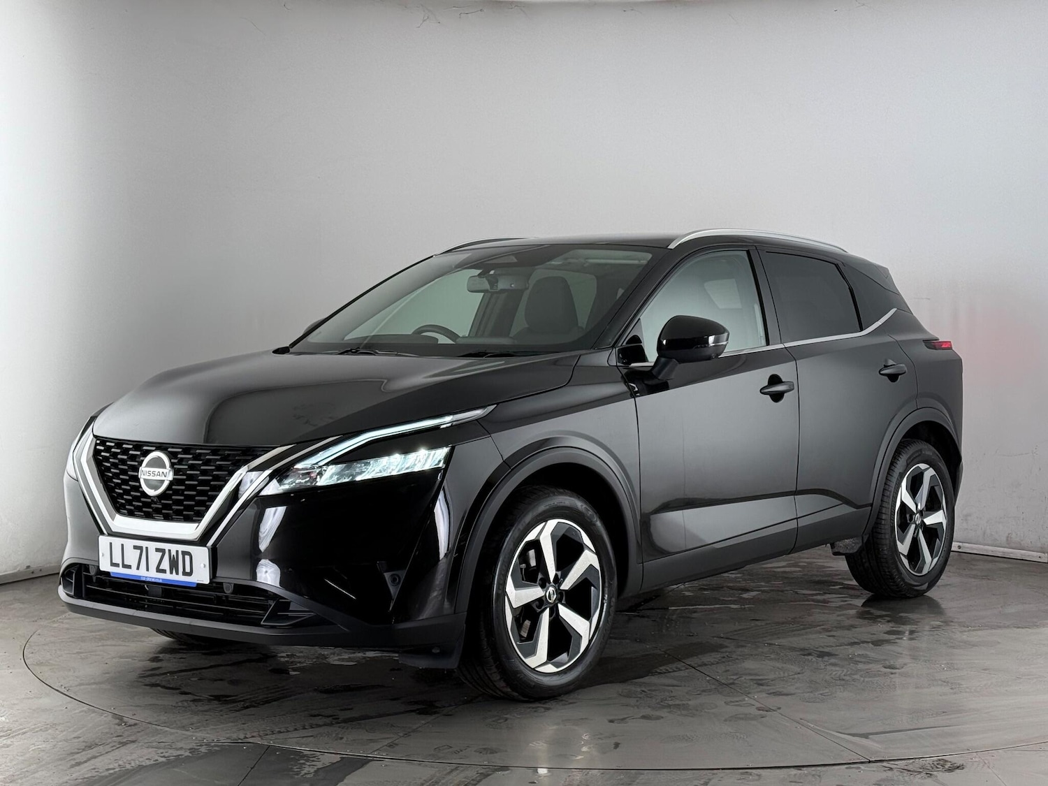 Used Nissan Qashqai 2021 for sale - 77221920: Photo 3