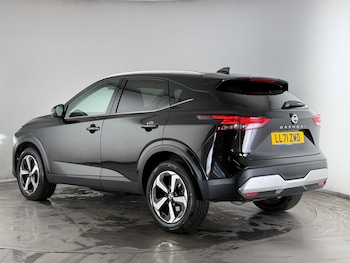 Used Nissan Qashqai 2021 for sale - 77221920: Photo