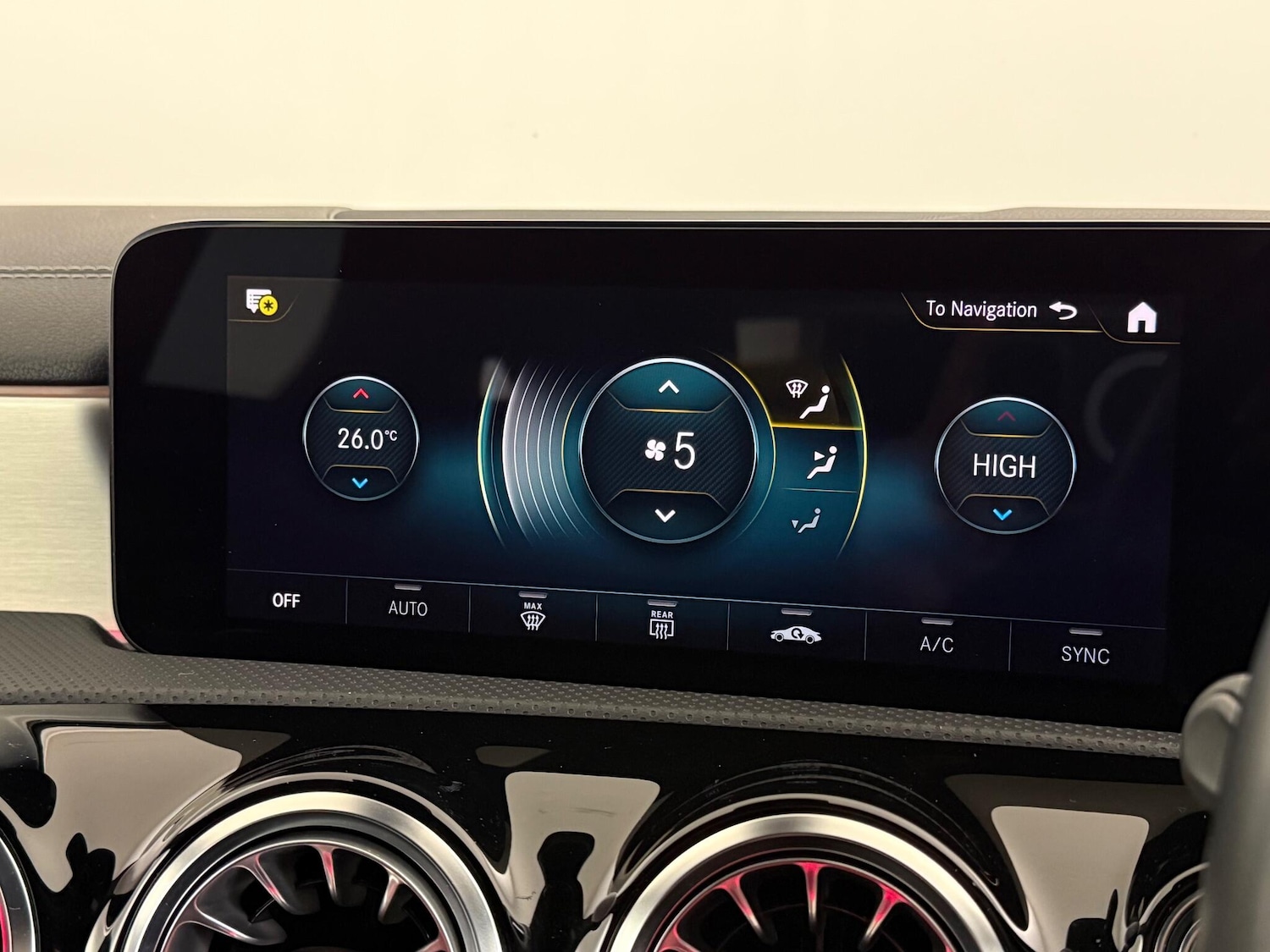 Used Mercedes-Benz CLA 2022 for sale - 77082112: Photo 35