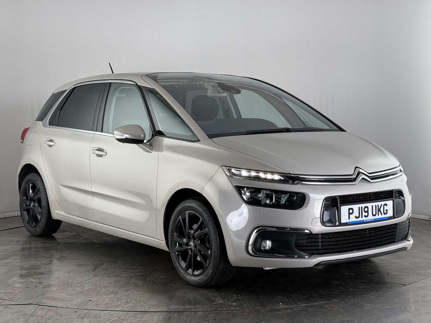 Used Citroen C4 2019 for sale - 76466990: Photo 1