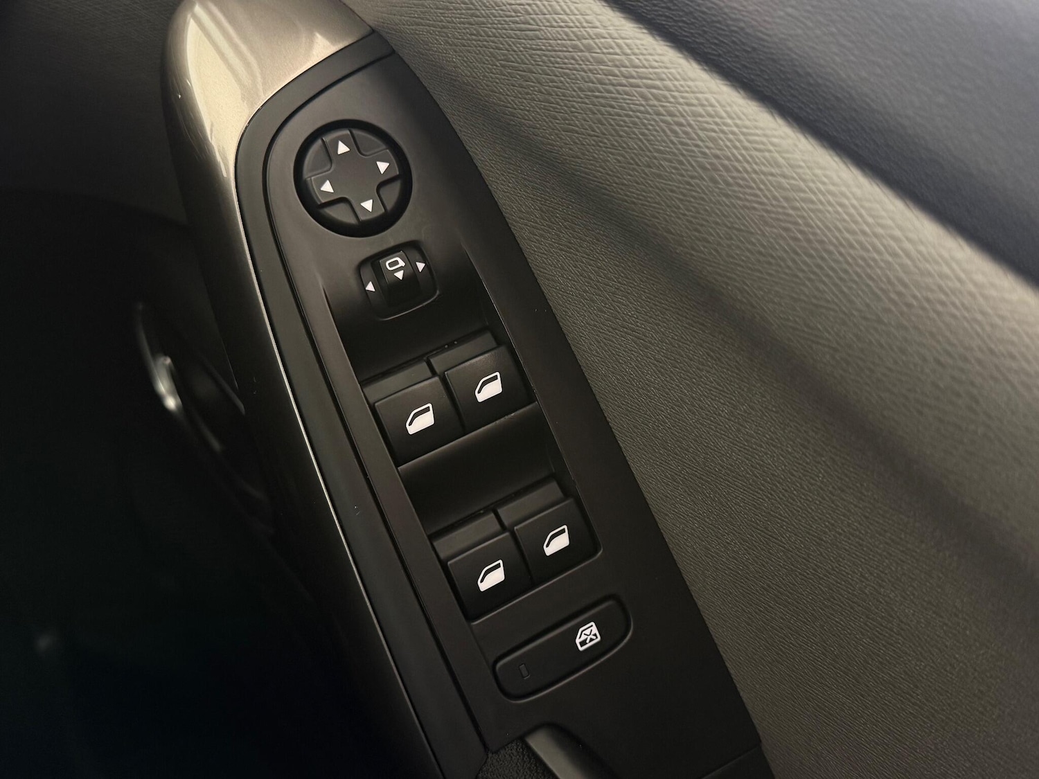 Used Citroen C4 2019 for sale - 76466990: Photo 23