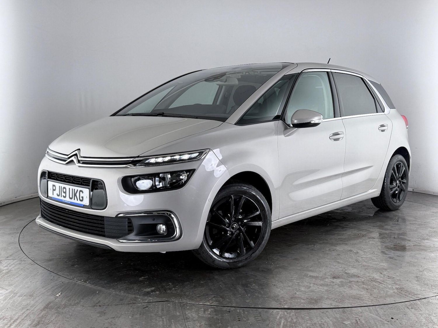Used Citroen C4 2019 for sale - 76466990: Photo 43