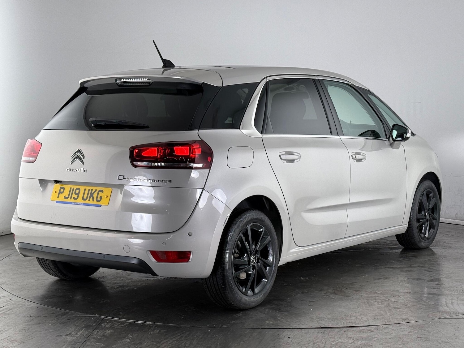 Used Citroen C4 2019 for sale - 76466990: Photo 5