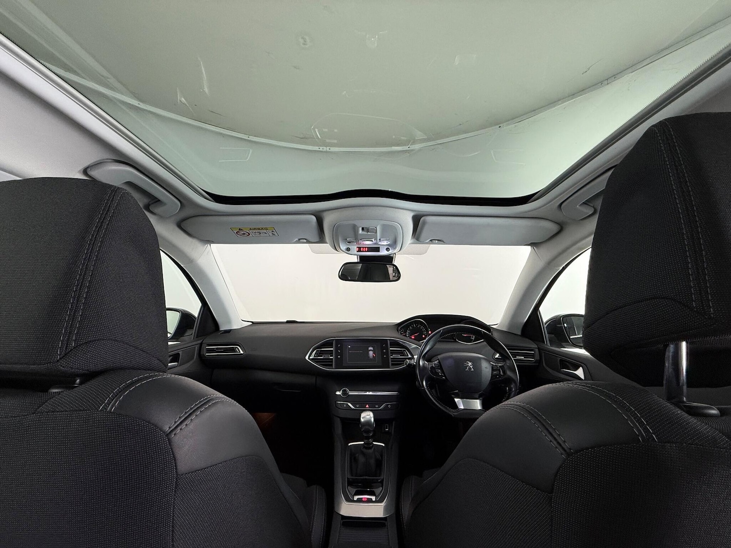 Used Peugeot 308 2018 for sale - 76975956: Photo 23