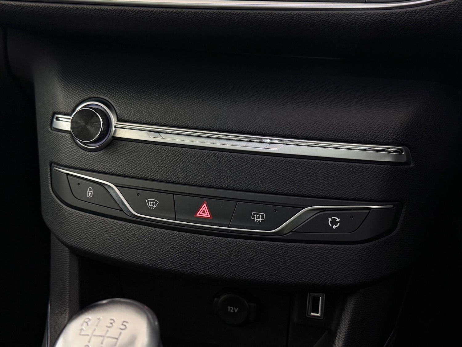 Used Peugeot 308 2018 for sale - 76975956: Photo 38