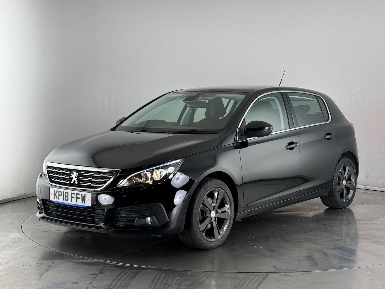 Used Peugeot 308 2018 for sale - 76975956: Photo 4