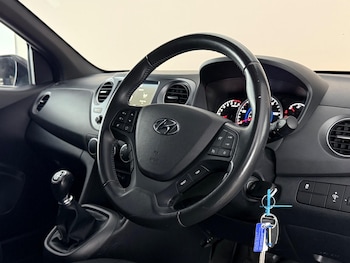 Used Hyundai i10 2018 for sale - 78971285: Photo