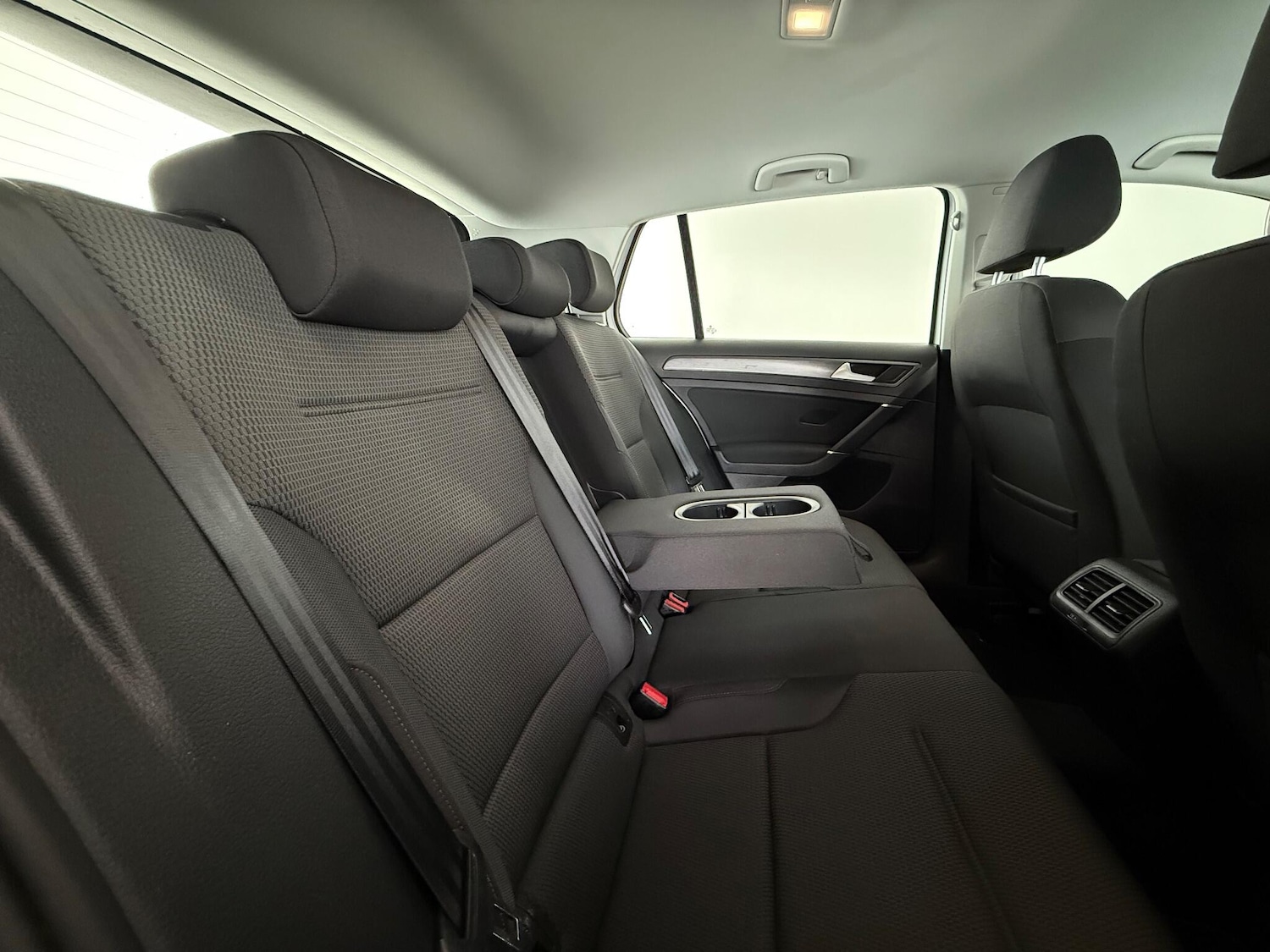 Used Volkswagen Golf 2018 for sale - 77260522: Photo 13