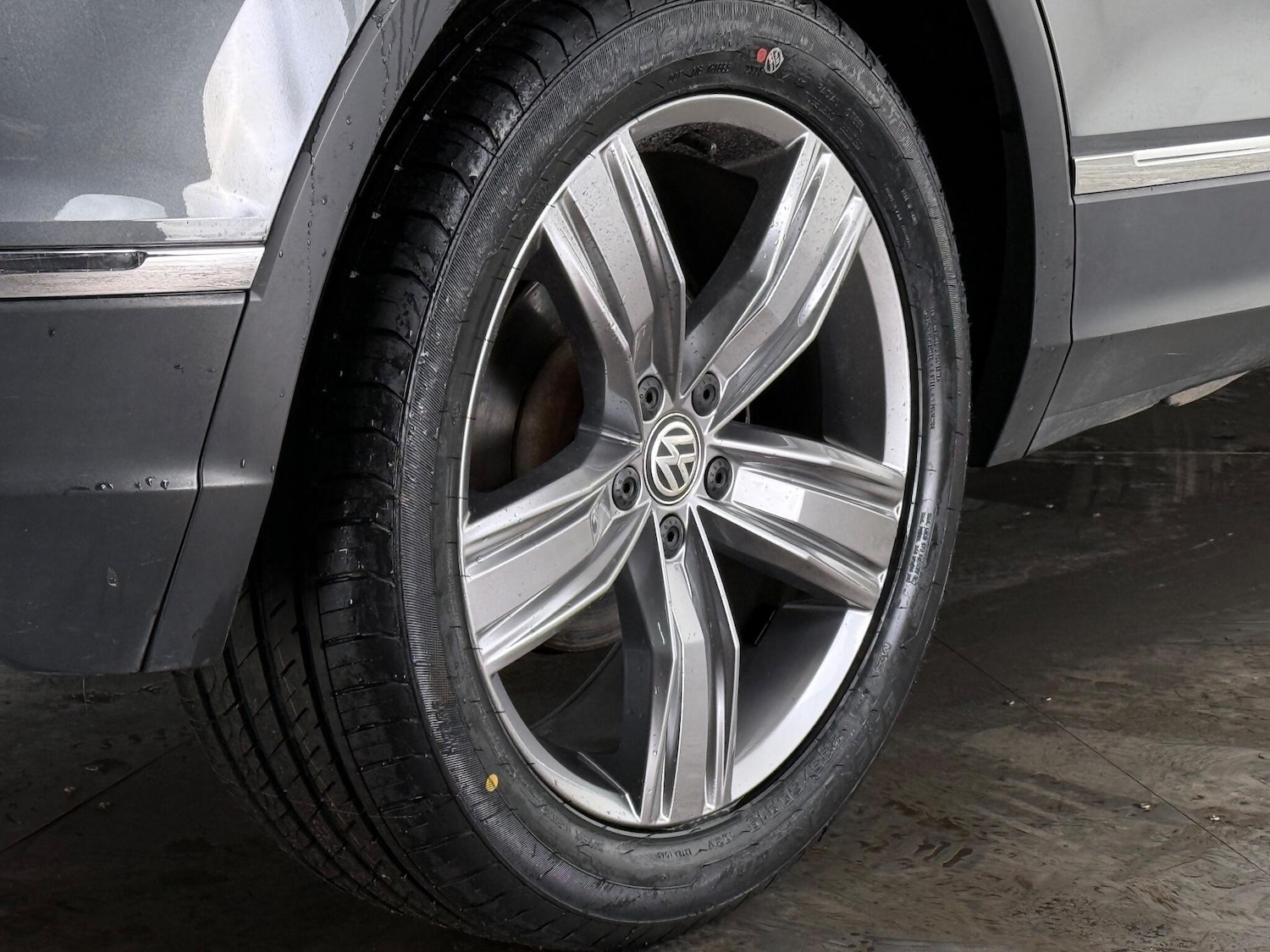 Used Volkswagen Tiguan 2019 for sale - 77029688: Photo 11