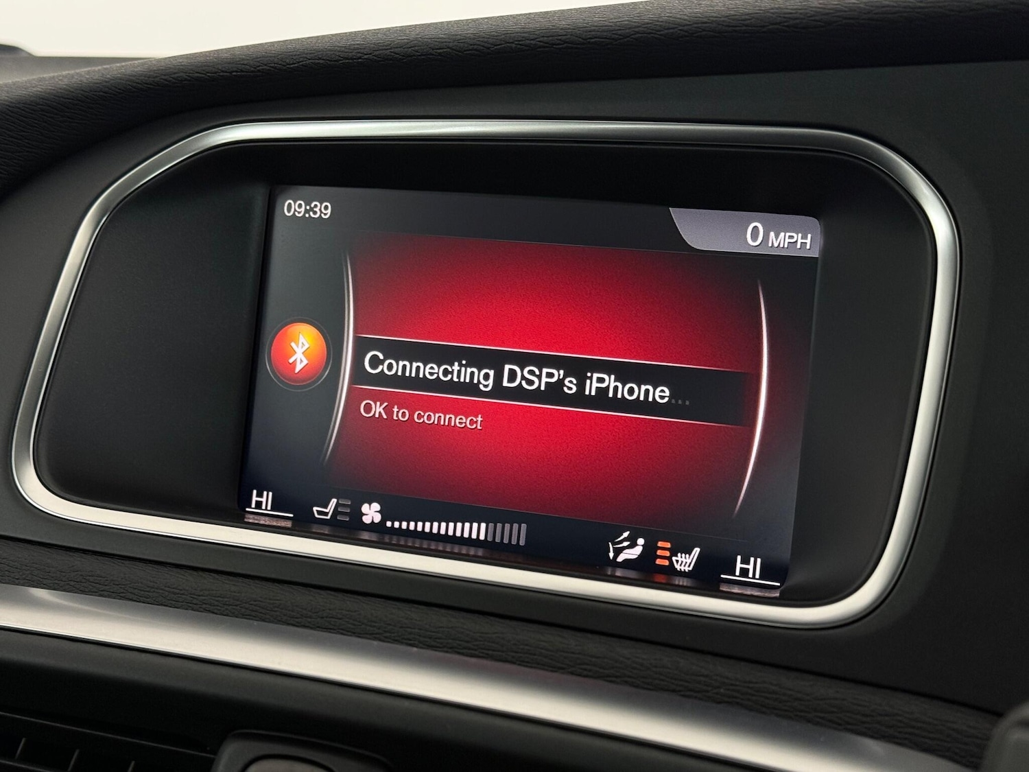 Used Volvo V40 2019 for sale - 77222620: Photo 27