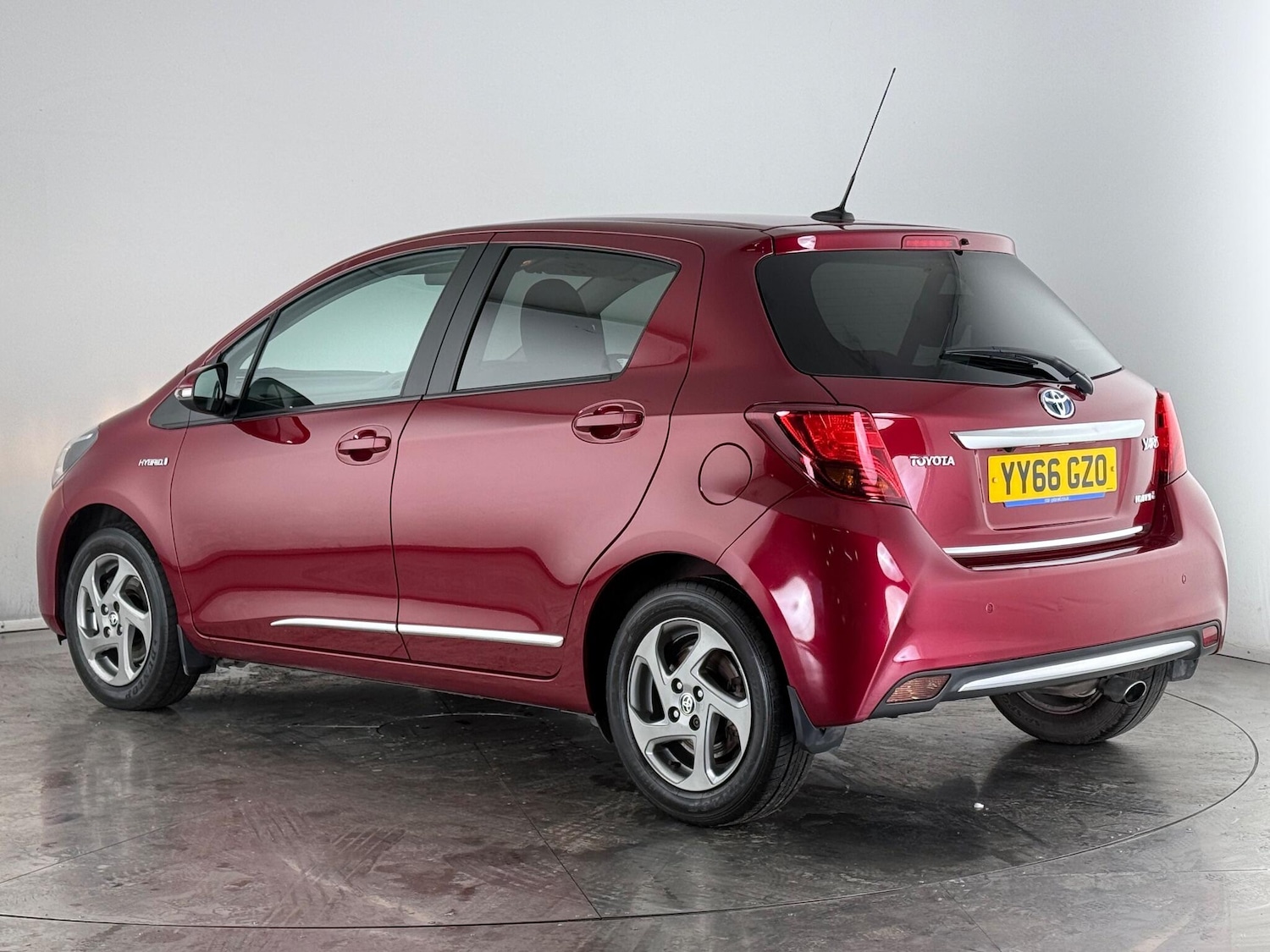 Used Toyota Yaris 2016 for sale - 77246859: Photo 4