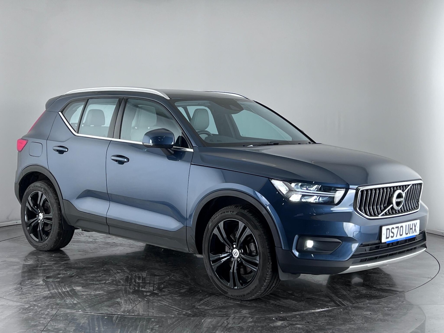 Used Volvo XC40 2020 for sale - 77084427: Photo 1