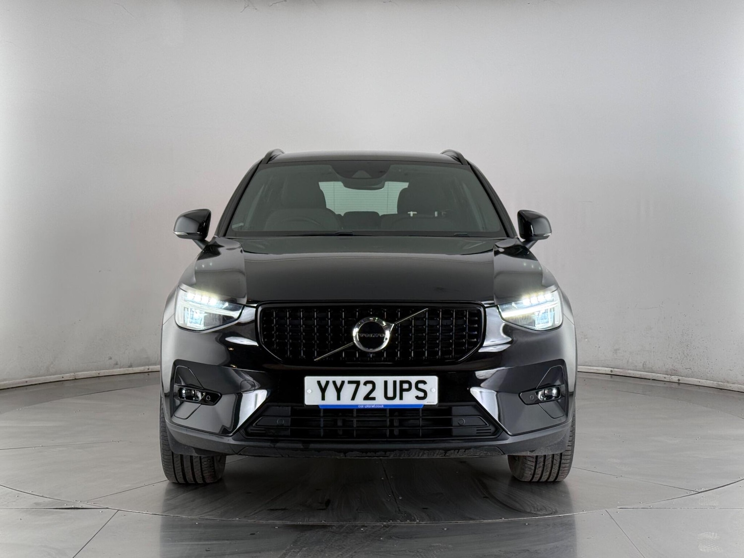 Used Volvo XC40 2022 for sale - 77724306: Photo 2
