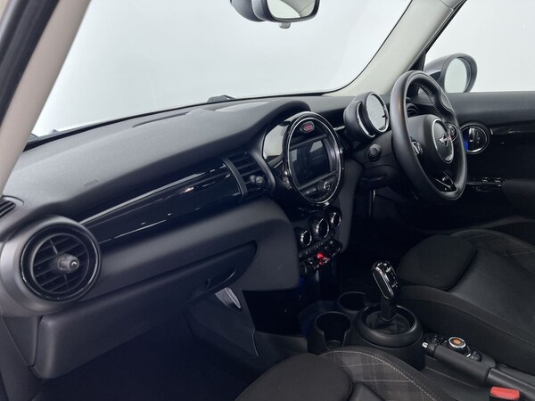 Used MINI Hatch 2018 for sale - 76147554: Photo 13