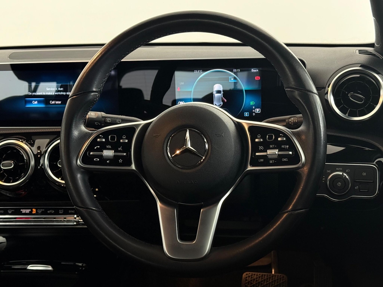 Used Mercedes-Benz A-Class 2018 for sale - 76549848: Photo 14