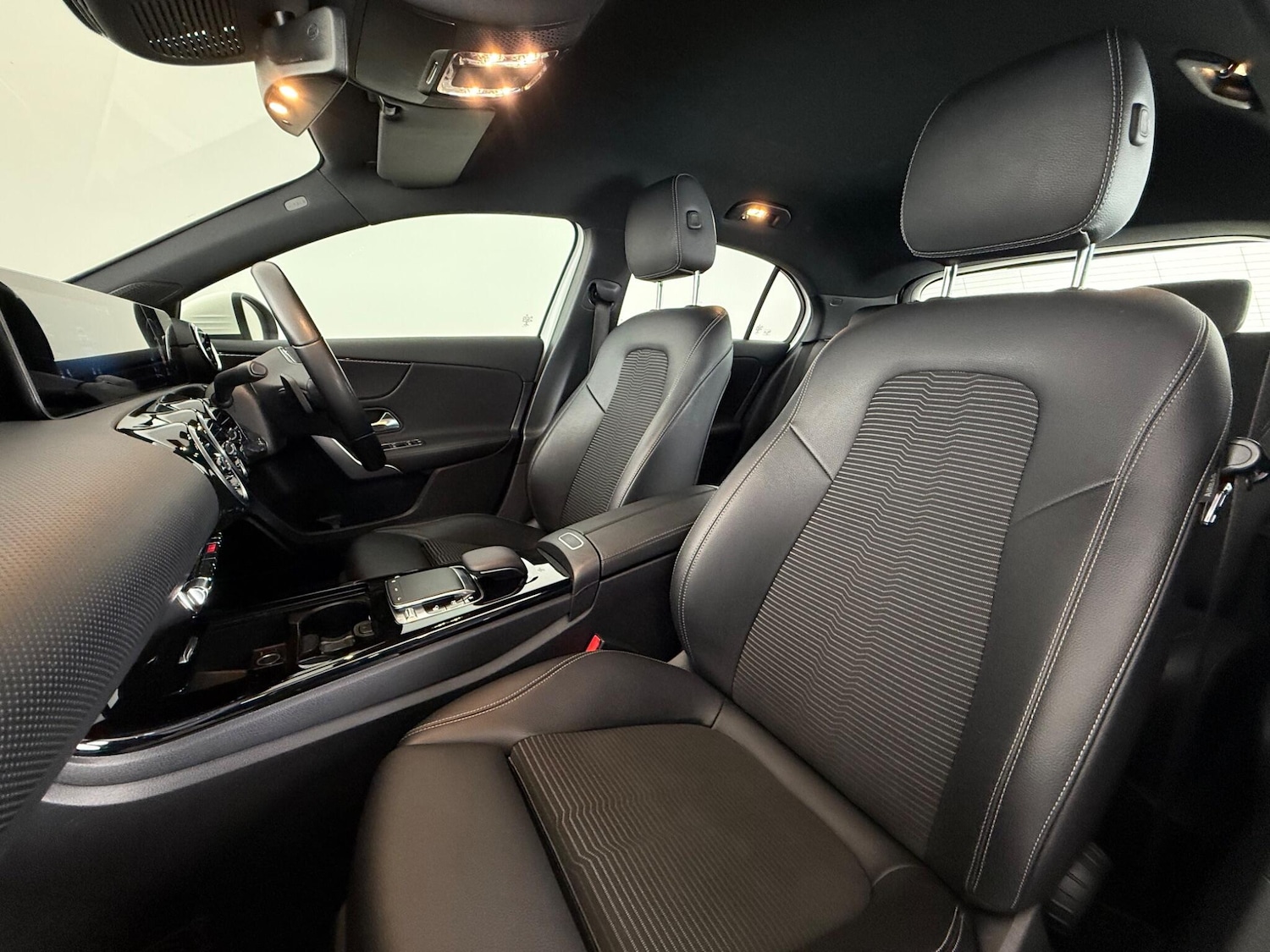 Used Mercedes-Benz A-Class 2018 for sale - 76549848: Photo 17