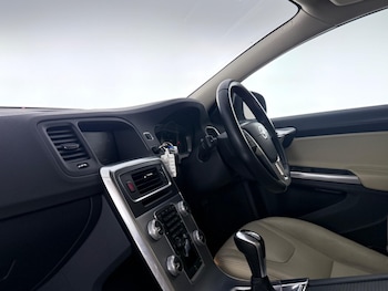 Used Volvo S60 2018 for sale - 78789172: Photo
