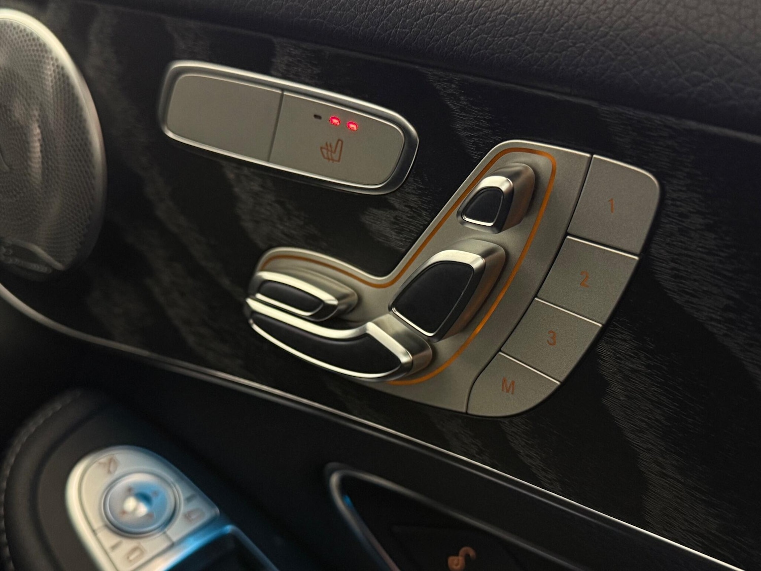 Used Mercedes-Benz GLC 2017 for sale - 77246661: Photo 26