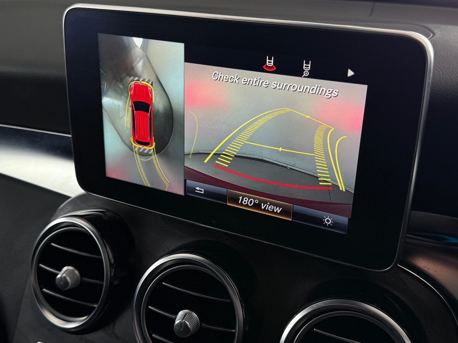 Used Mercedes-Benz GLC 2017 for sale - 77246661: Photo 32