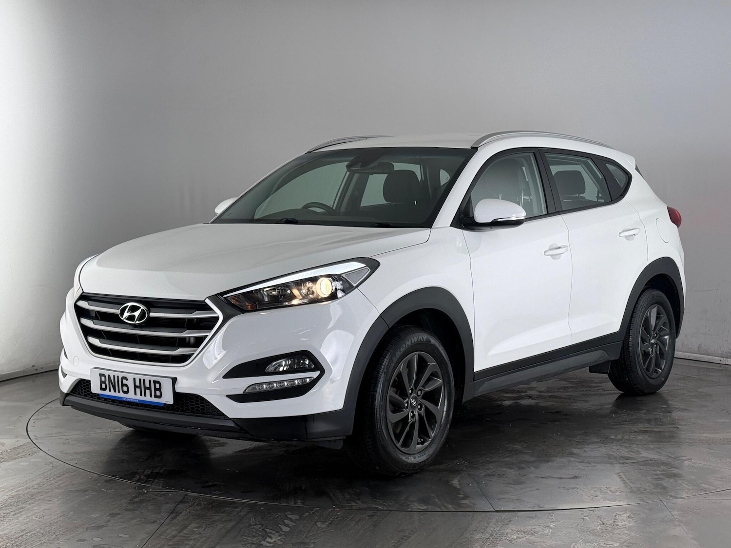 Used Hyundai TUCSON 2016 for sale - 76467482: Photo 3