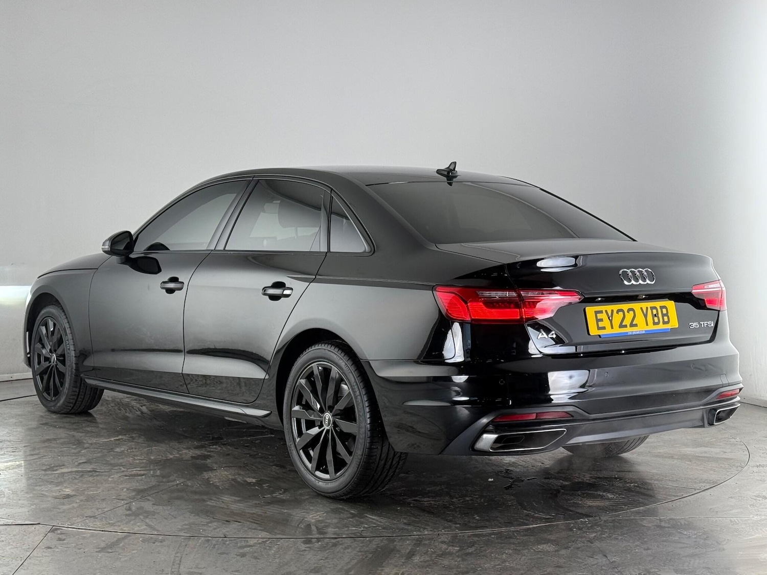 Used Audi A4 2022 for sale - 77260124: Photo 4