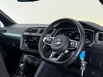 Used Volkswagen Tiguan 2019 for sale - 79497372: Photo