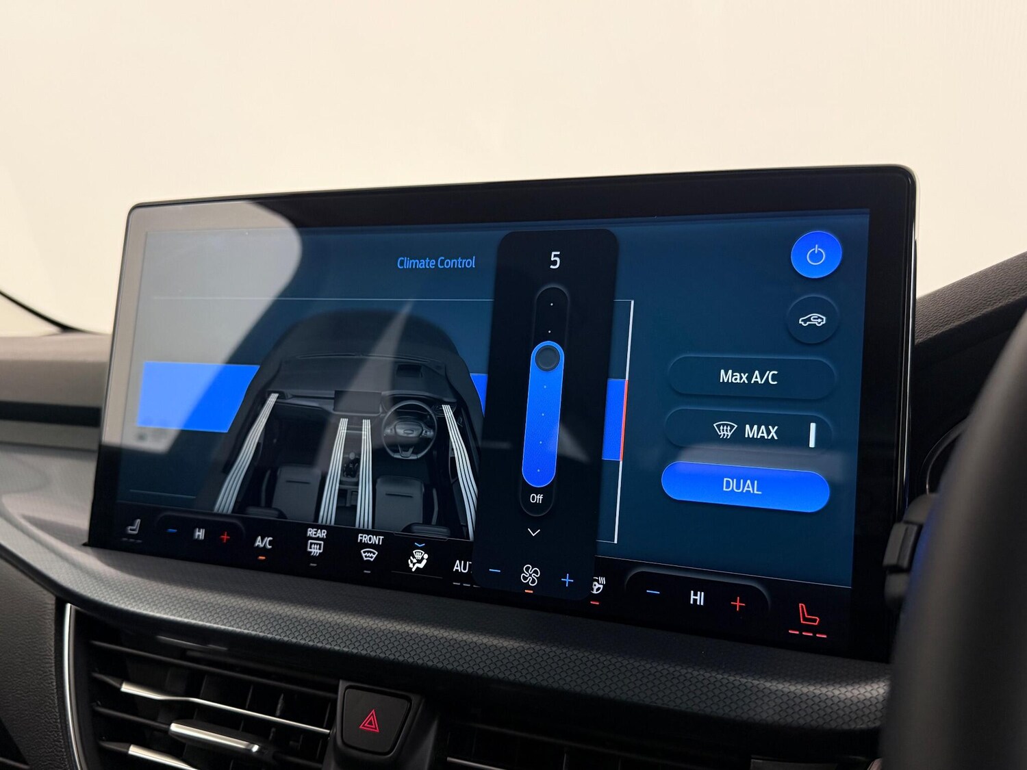 Used Ford Focus 2022 for sale - 76688566: Photo 43