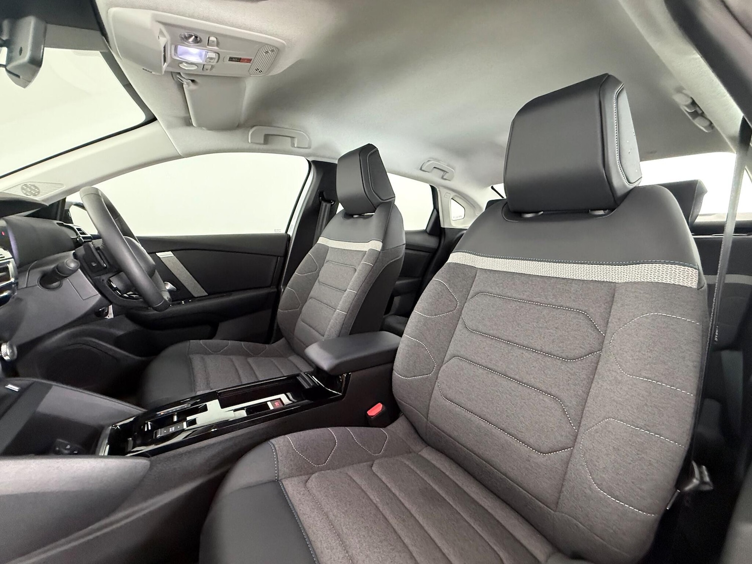 Used Citroen C4 2023 for sale - 77221507: Photo 12