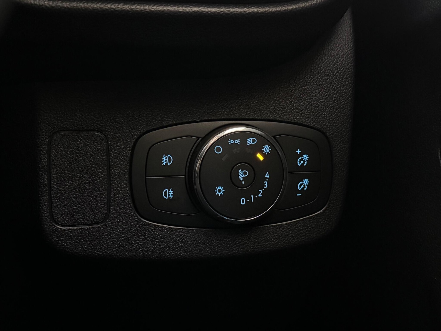 Used Ford Puma 2023 for sale - 76537941: Photo 28