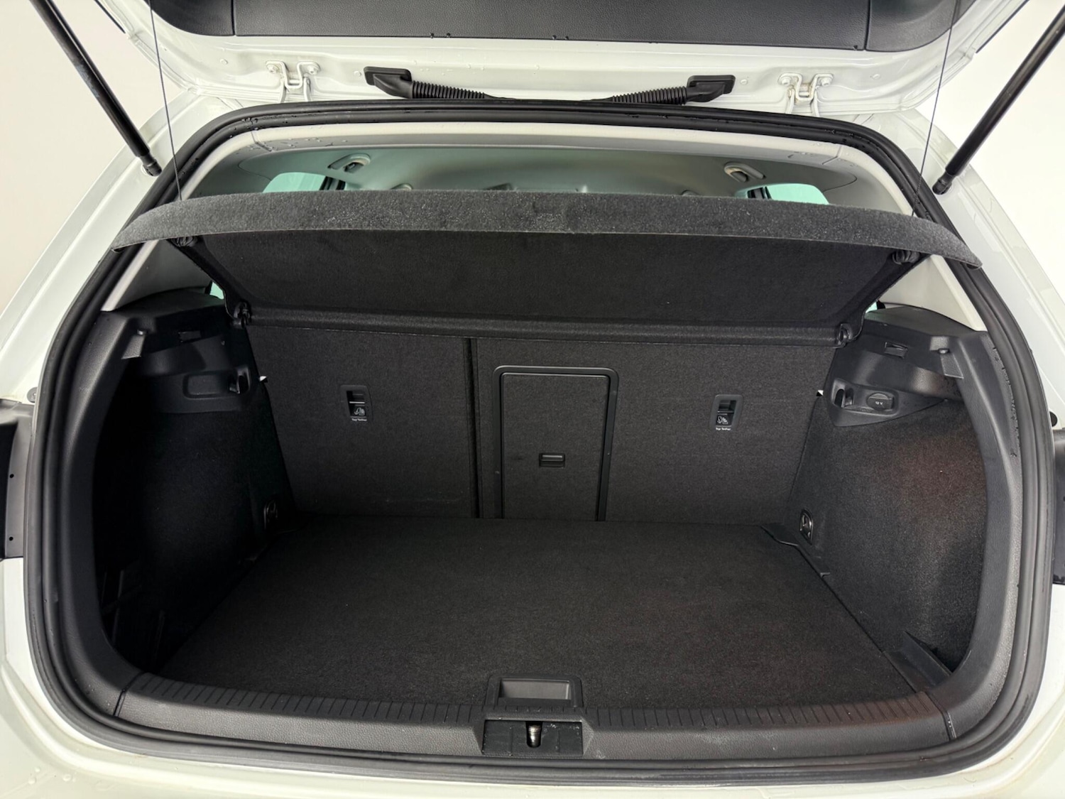 Used Volkswagen Golf 2019 for sale - 76466883: Photo 14