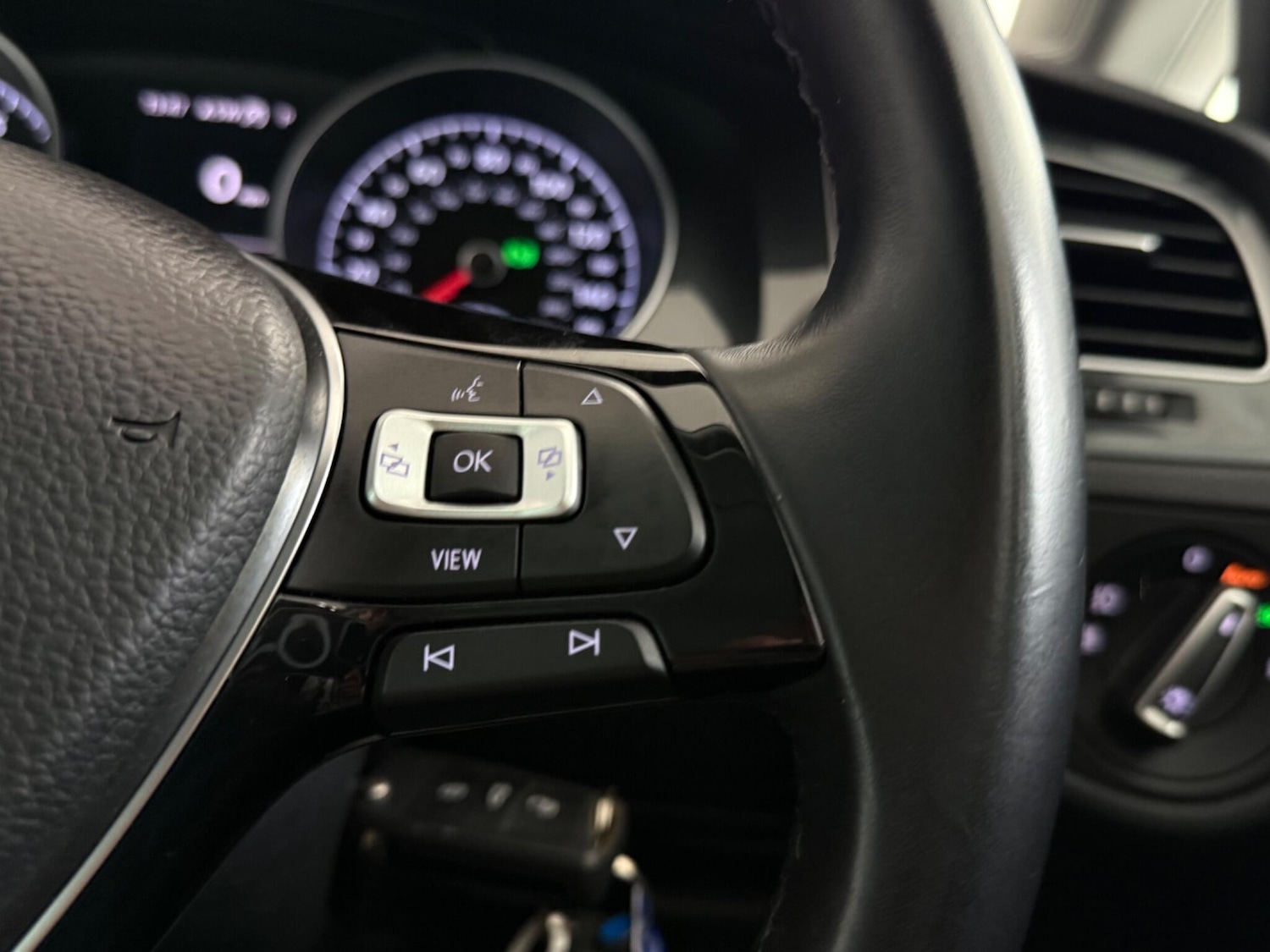 Used Volkswagen Golf 2019 for sale - 76466883: Photo 26