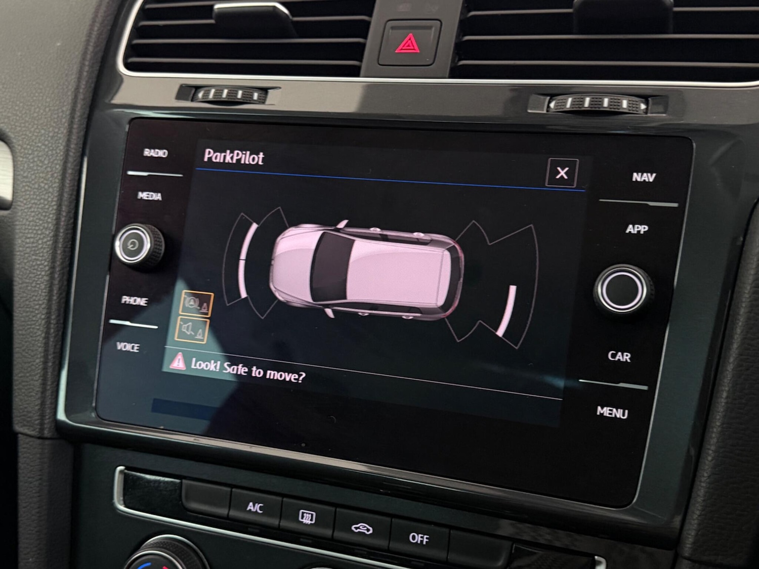 Used Volkswagen Golf 2019 for sale - 76466883: Photo 40