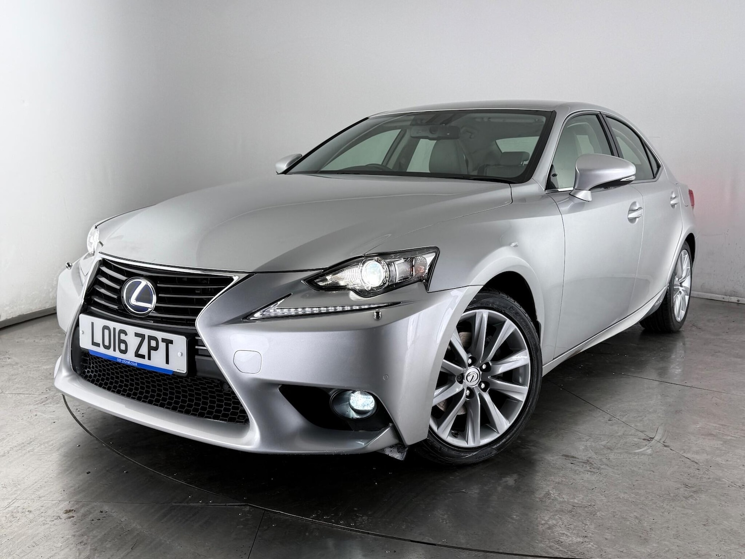 Used Lexus IS 2016 for sale - 77259949: Photo 34