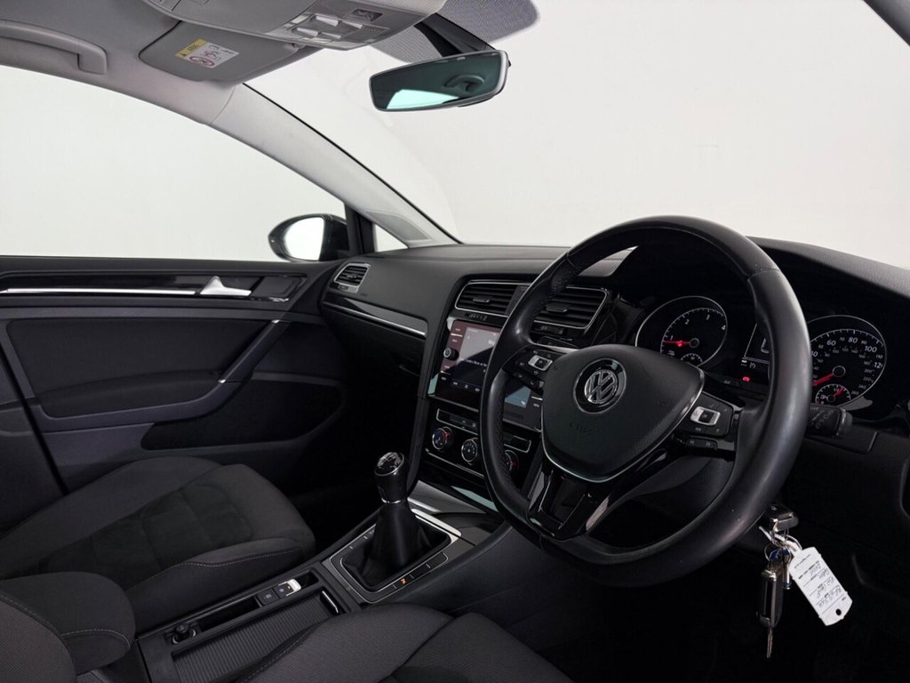 Used Volkswagen Golf 2018 for sale - 75929645: Photo 15
