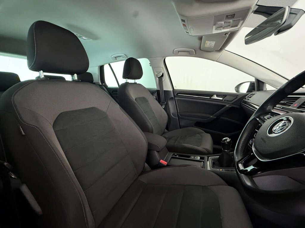 Used Volkswagen Golf 2018 for sale - 75929645: Photo 16
