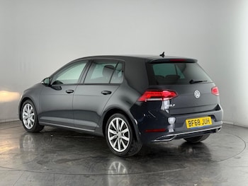 Used Volkswagen Golf 2018 for sale - 75929645: Photo