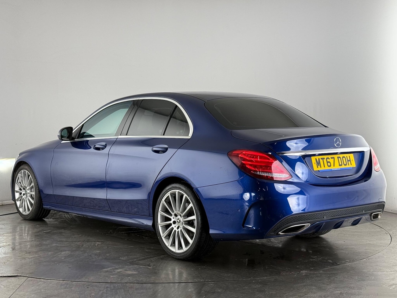 Used Mercedes-Benz C Class 2017 for sale - 77776214: Photo 4