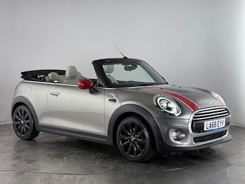 Used MINI Convertible 2019 for sale - 77246346: Photo