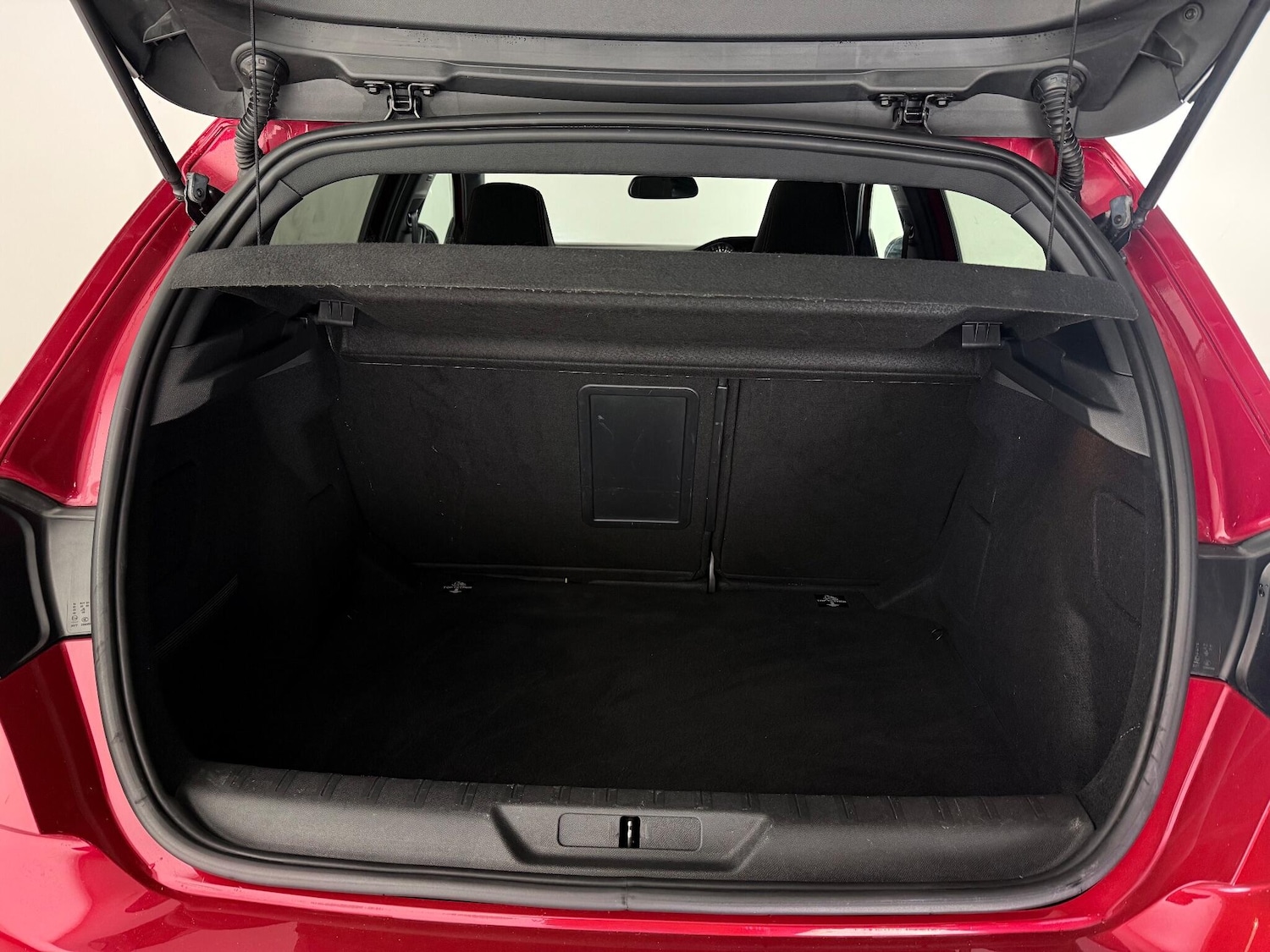 Used Peugeot 308 2018 for sale - 77260225: Photo 9