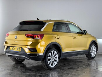 Used Volkswagen T-Roc 2020 for sale - 77799543: Photo