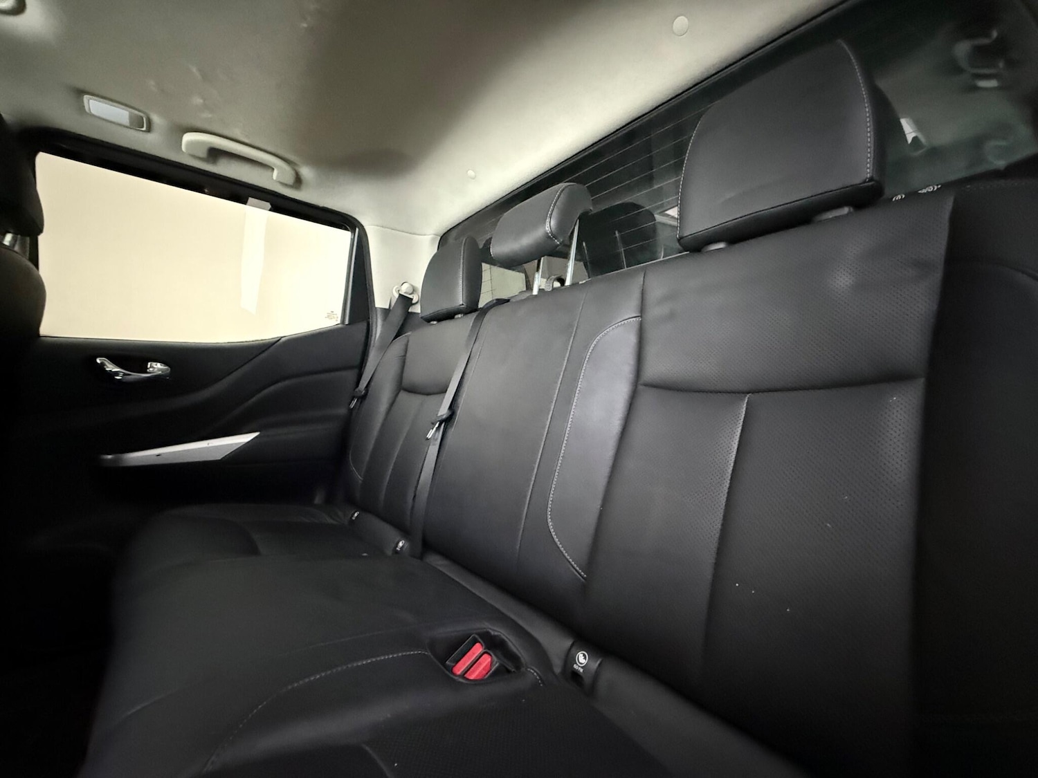 Used Nissan Navara 2017 for sale - 77940871: Photo 15