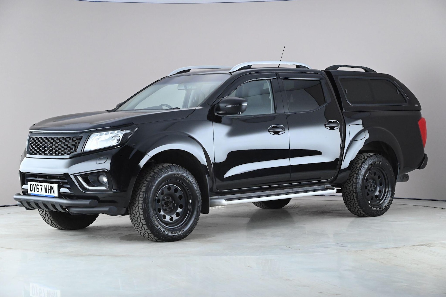 Used Nissan Navara 2017 for sale - 77940871: Photo 2