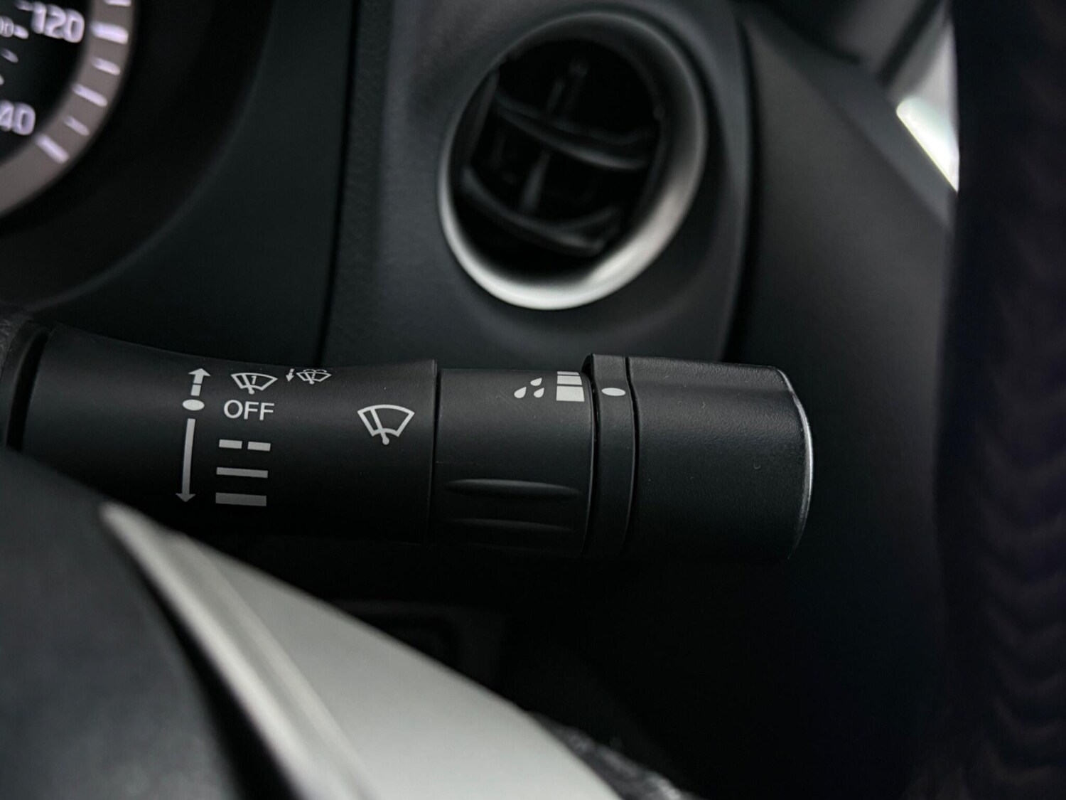 Used Nissan Navara 2017 for sale - 77940871: Photo 21