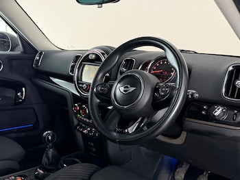 Used MINI Countryman 2017 for sale - 79413292: Photo