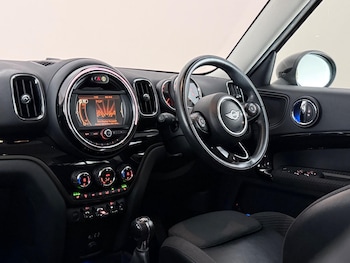 Used MINI Countryman 2017 for sale - 79413292: Photo