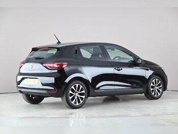 Used Renault Clio 2021 for sale - 77940922: Photo