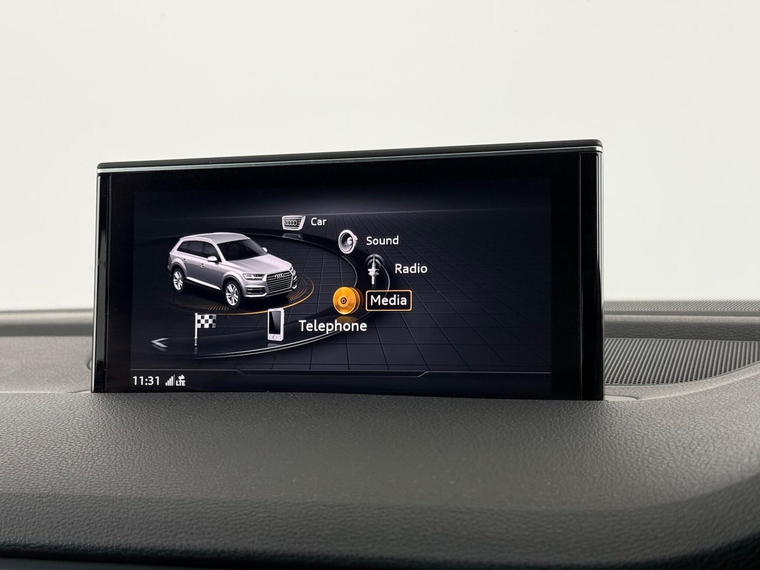 Used Audi Q7 2018 for sale - 76466934: Photo 33