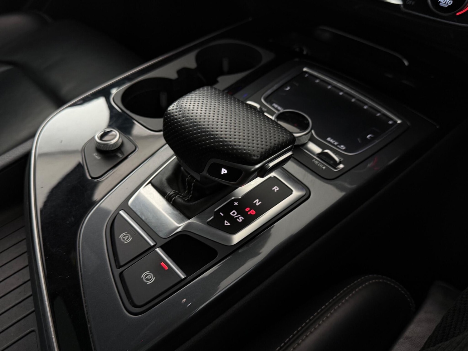 Used Audi Q7 2018 for sale - 76466934: Photo 40