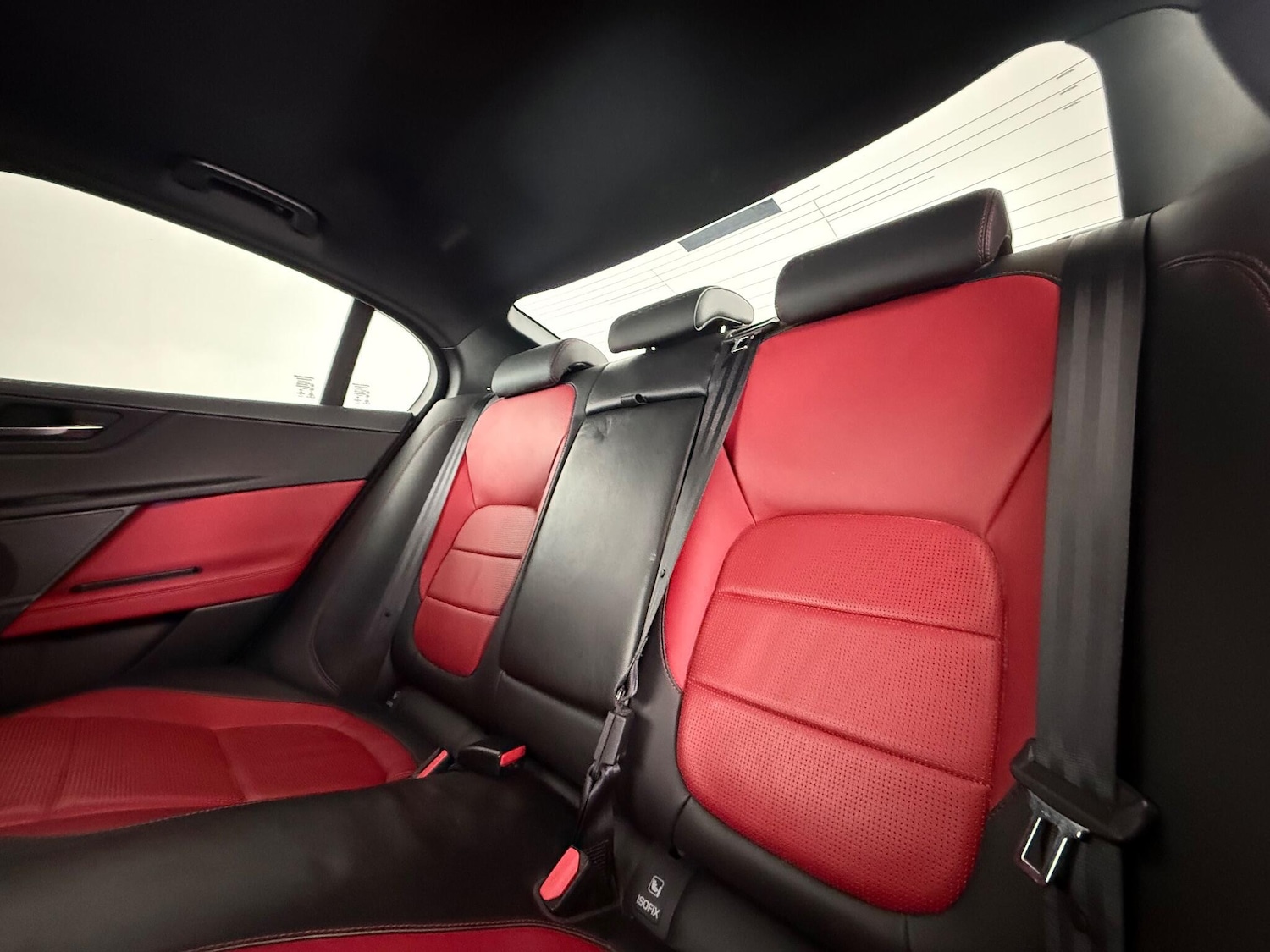 Used Jaguar XE 2016 for sale - 77082145: Photo 16