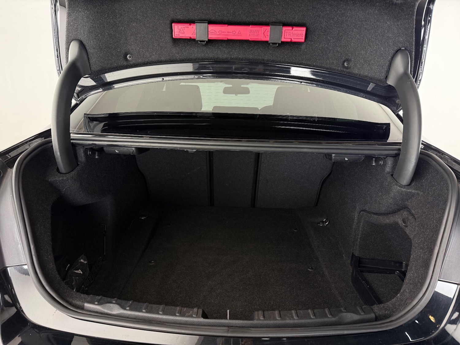 Used BMW 3 Series 2017 for sale - 77246486: Photo 9